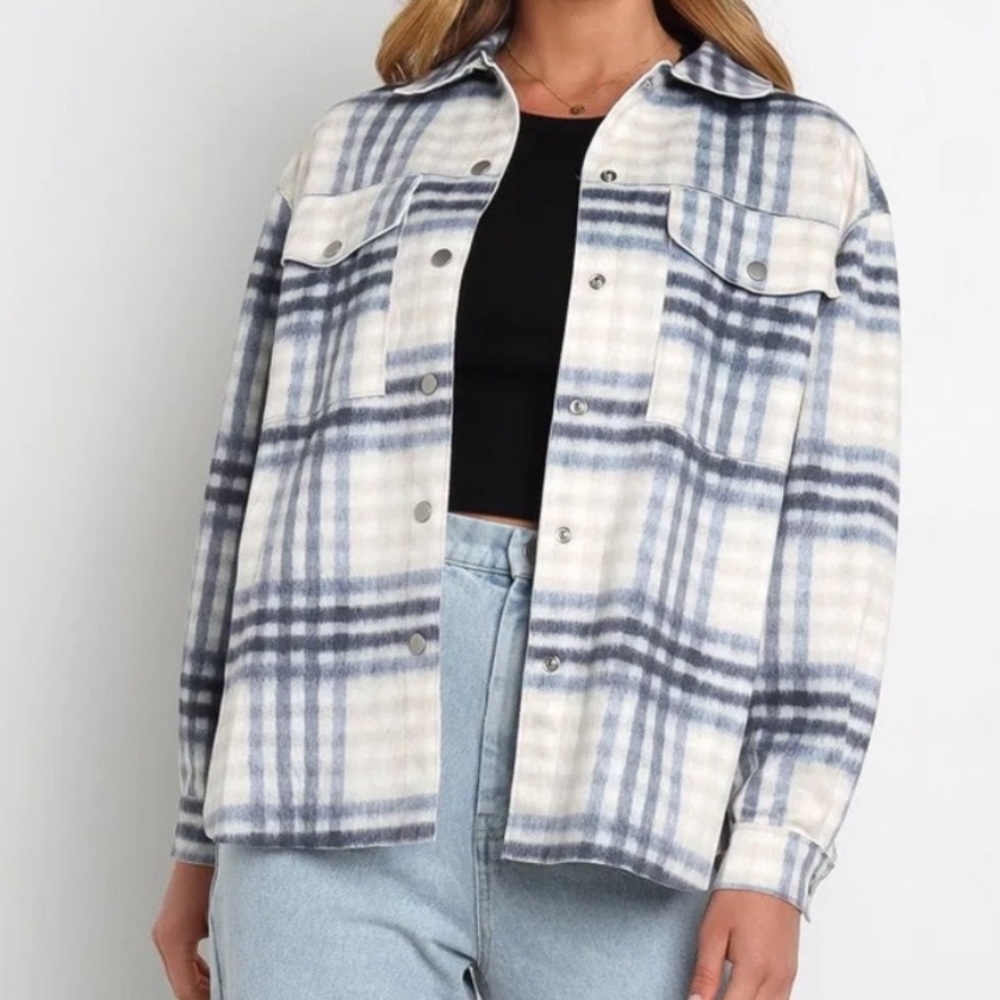 SOLD xx NWT Petal & Pup “White Check” Plaid Oversized Shacket - Picture 2 of 8